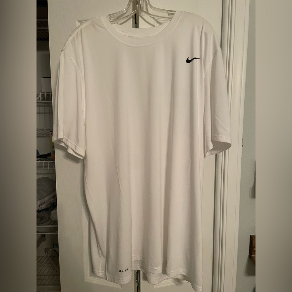 Nike drifit tee XXL